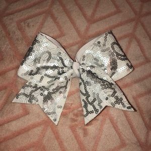 Cheer Bow